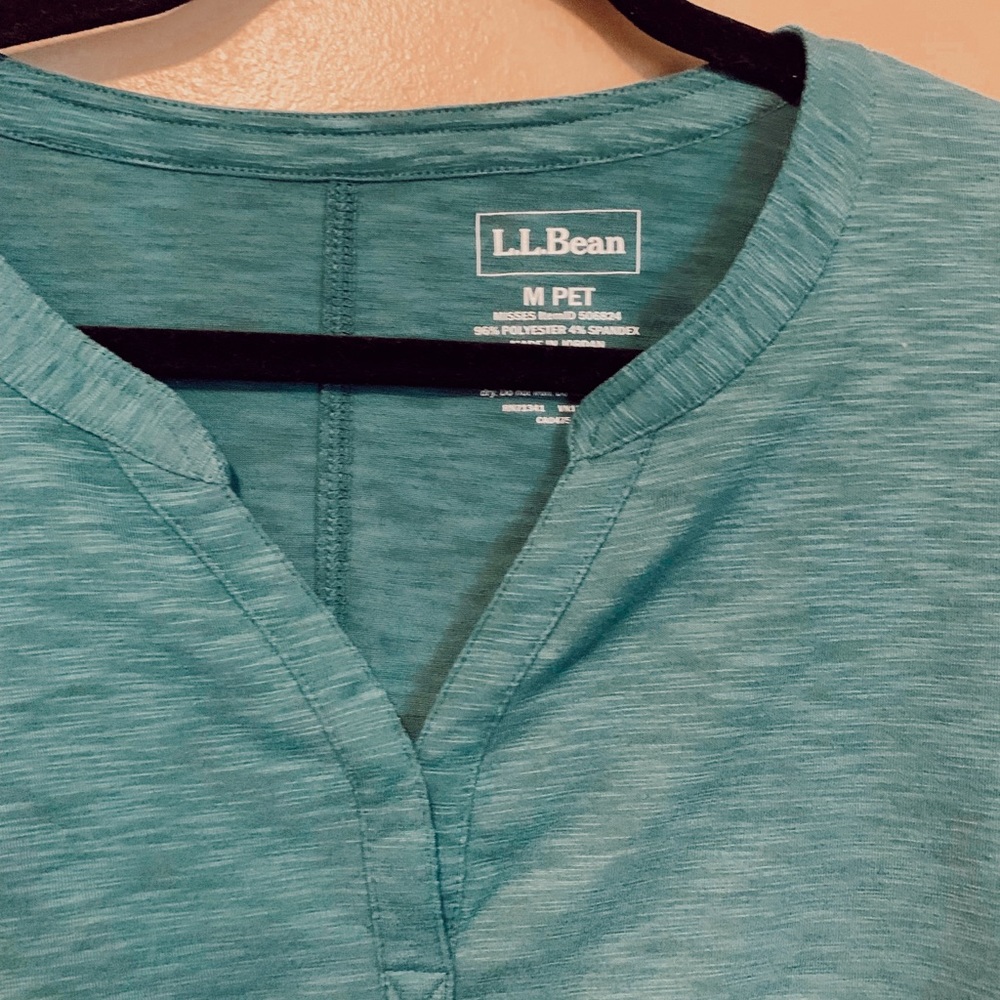 LL Bean Top - Picture 2 of 3